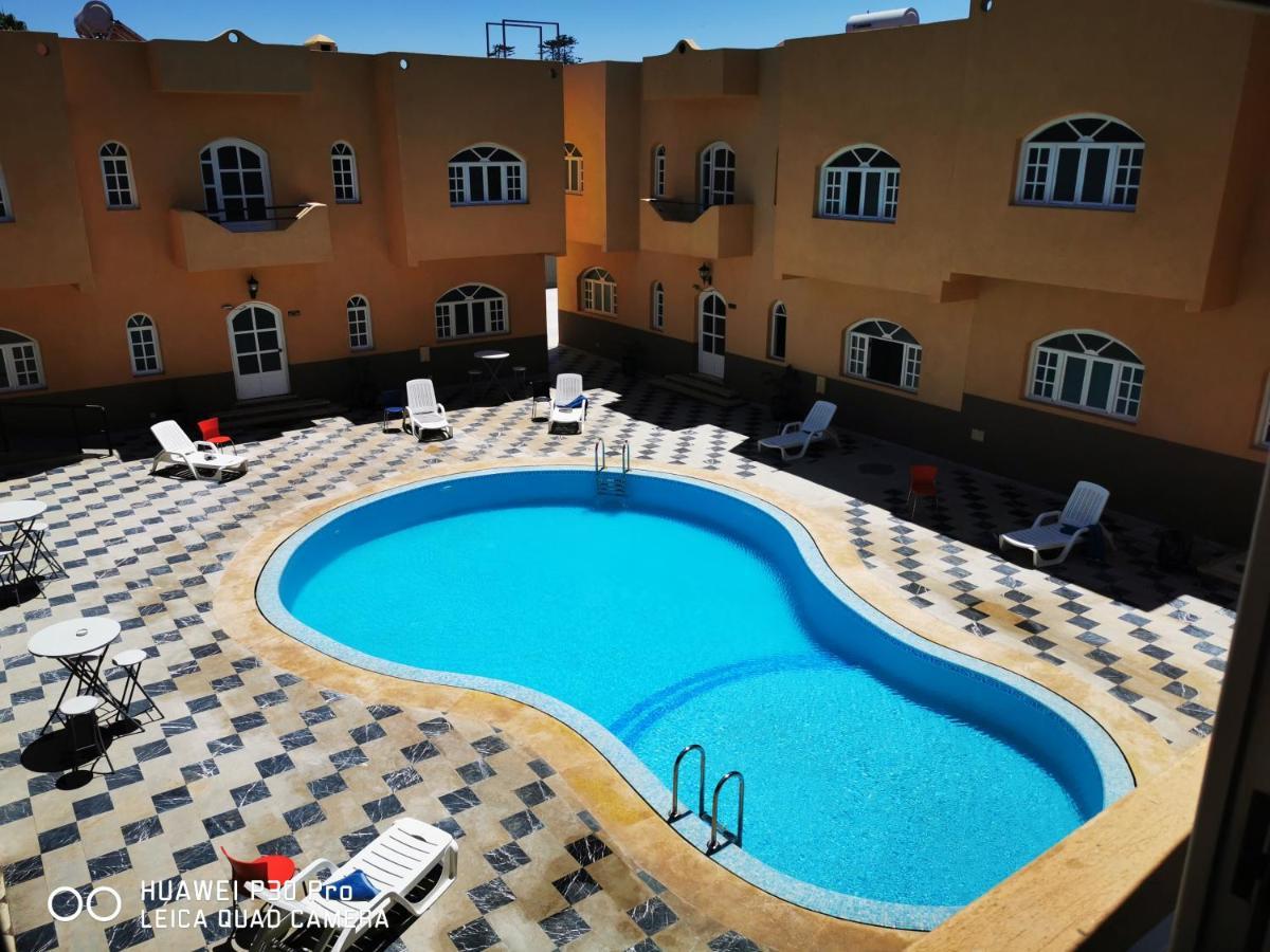 אל ג'אדידה Amwaj Hotel מראה חיצוני תמונה